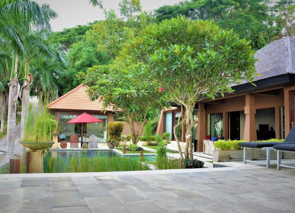 Villa Tiara Mangsit ภายนอก รูปภาพ